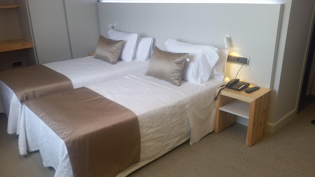 Hotel Restaurant Sol I VI Lavern Bilik gambar
